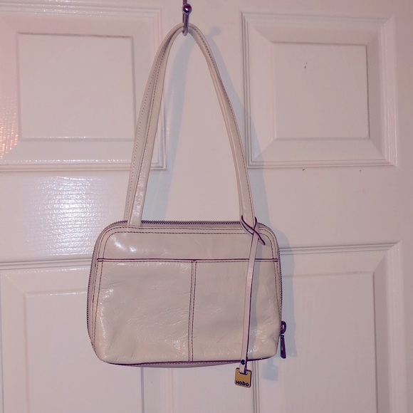 28. HOBO INTERNATIONAL MINI SHOULDER BAGS - Picture 1 of 4
